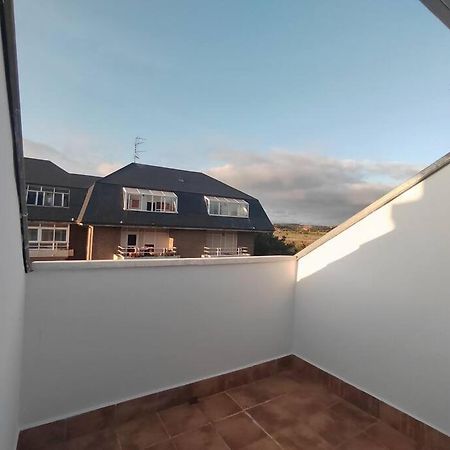 Ferienwohnung Piso En Ajo Con Piscina Comunitaria Exterior foto