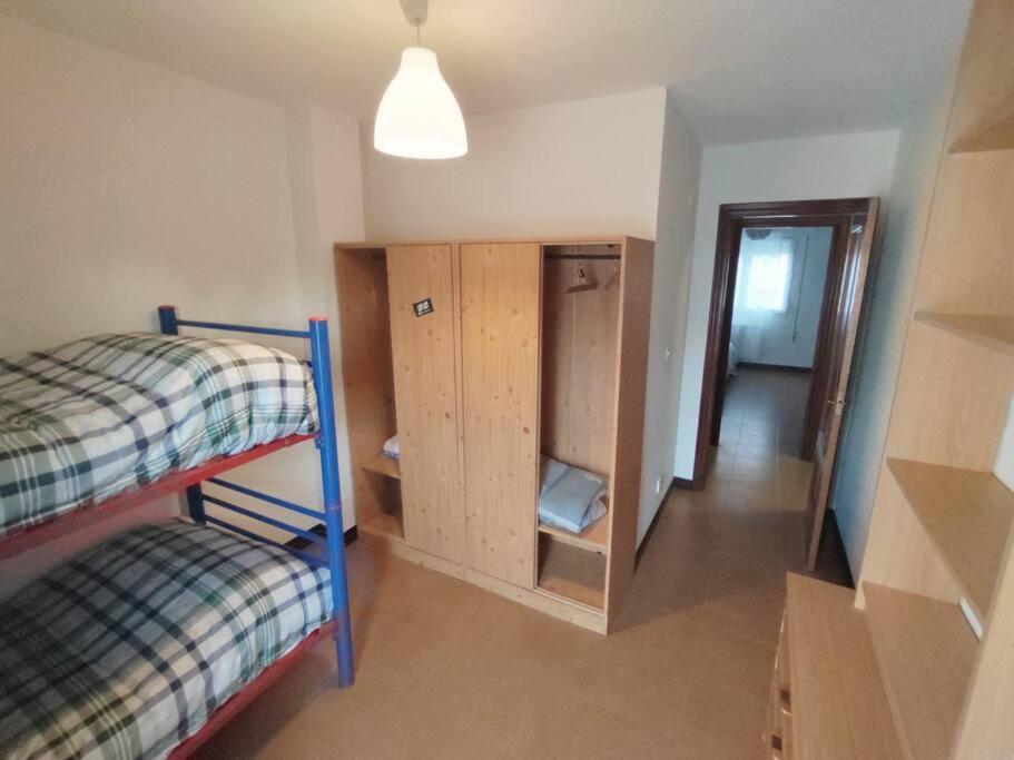 Ferienwohnung Piso En Ajo Con Piscina Comunitaria Exterior foto