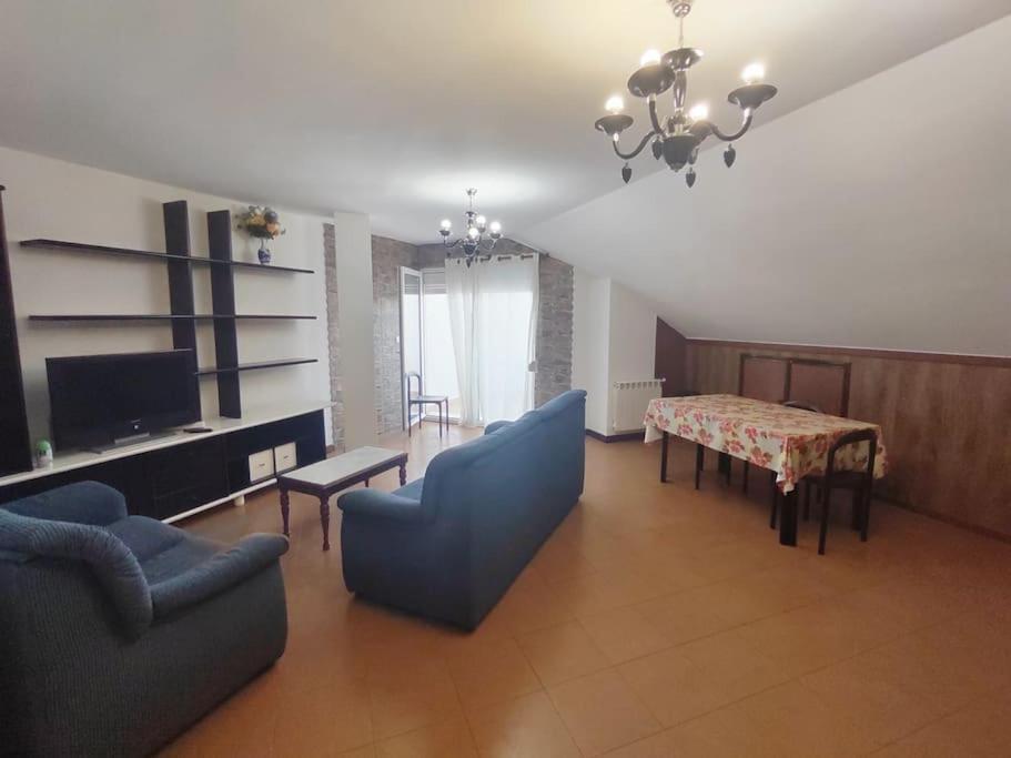 Ferienwohnung Piso En Ajo Con Piscina Comunitaria Exterior foto
